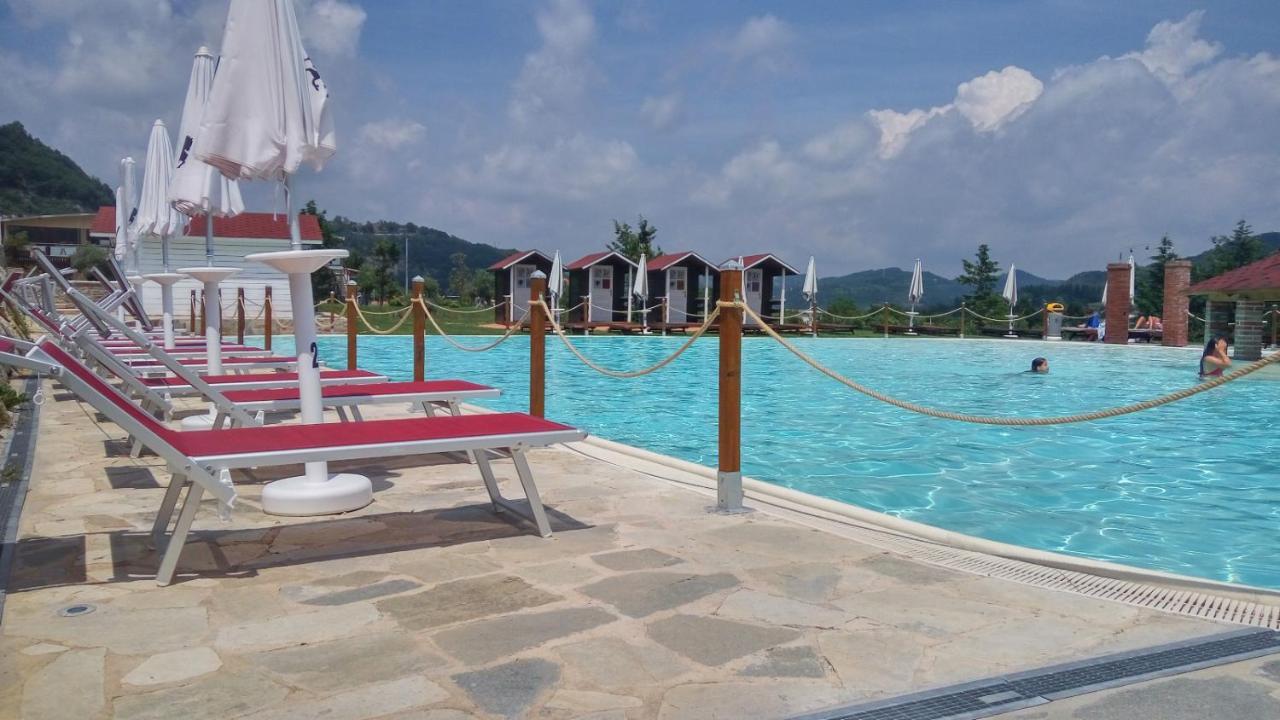Relais Black Horse Millesimo Ngoại thất bức ảnh