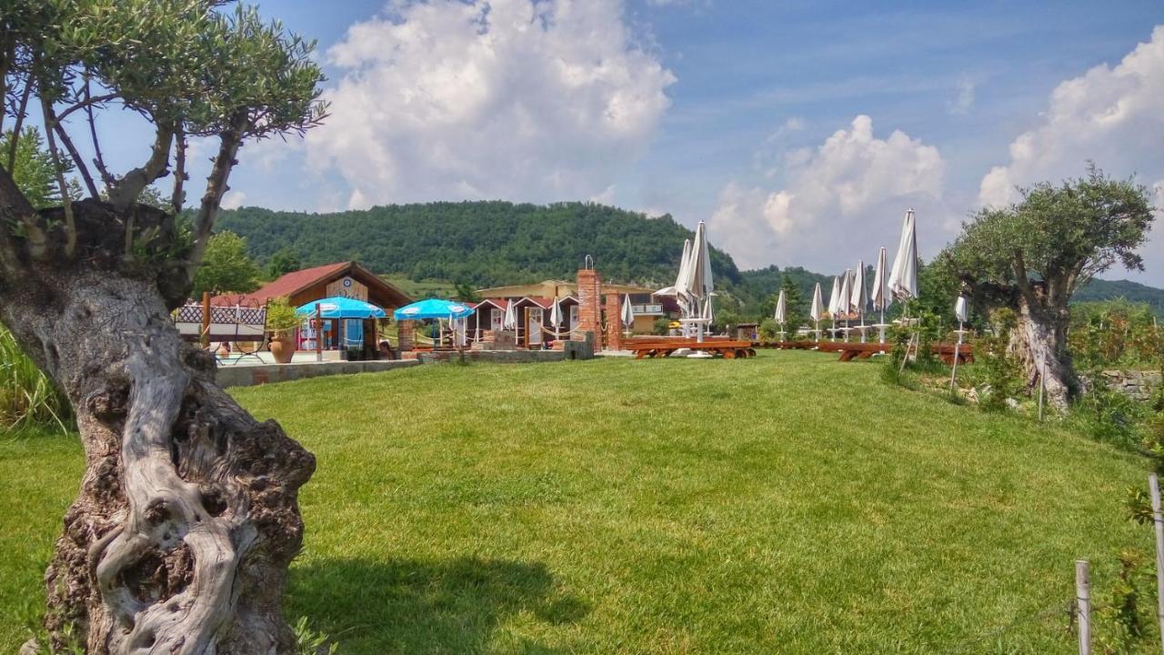 Relais Black Horse Millesimo Ngoại thất bức ảnh