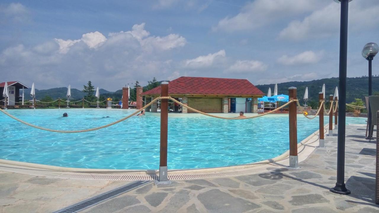 Relais Black Horse Millesimo Ngoại thất bức ảnh