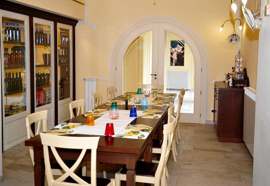 Relais Black Horse Millesimo Ngoại thất bức ảnh